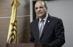 julio cesar castaños guzman
