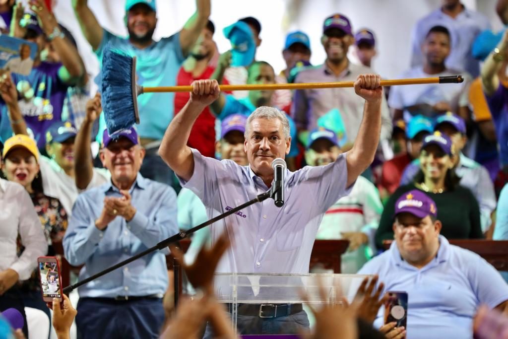 0AF2764B-3325-4DAF-B0DC-AF14D9C6F796