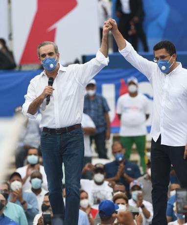 abinader-eliminara-la-oisoe-david-collado-estara-al-frente-de-turismo