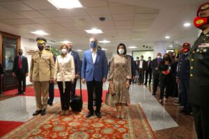 B3BB4879-13A7-43A4-955C-CE09BB14CB11