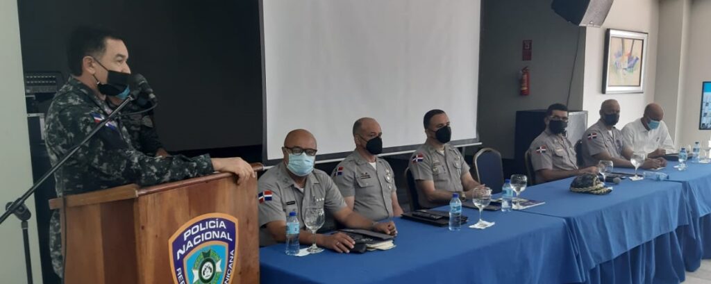 Director Policial instruye inspectores reforzar supervisión de agentes y estricto cumplimiento de los reglamentos