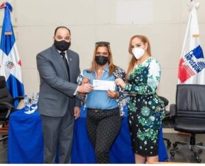 Inposdom inicia pago de prestaciones laborales a expleados