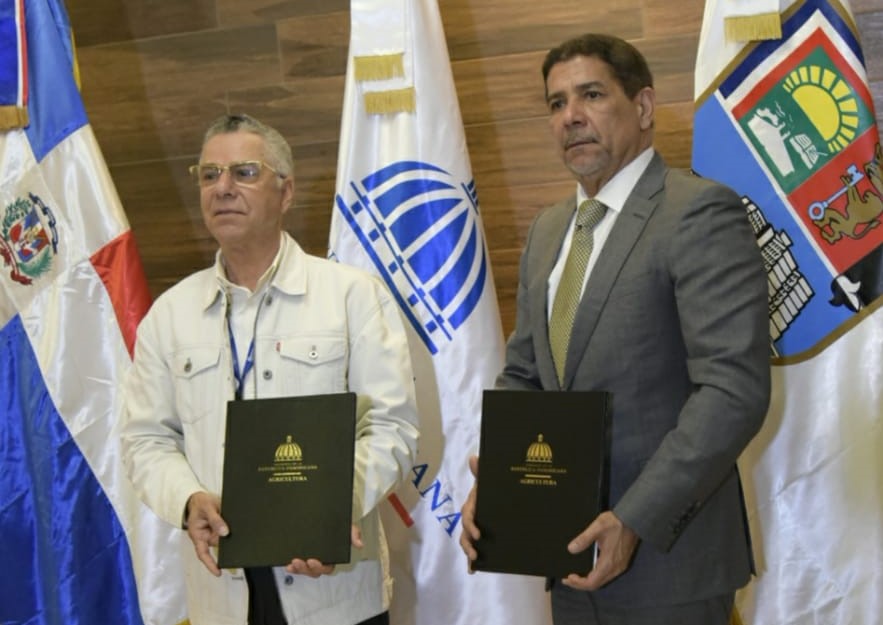 Agricultura y Ayuntamiento de Santo Domingo Este instalarán cien huertos urbanos para fomentar producción alimentos