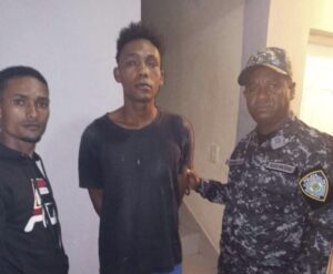 8D164D0F-CE3E-4B2F-8973-A3DE49D69490