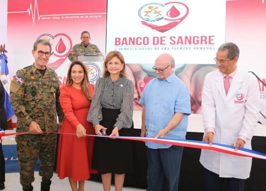Inauguran Banco de Sangre de las Fuerzas Armadas en Base Aerea de San Isidro 1