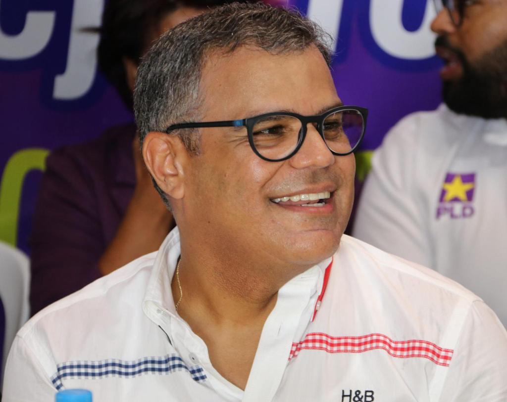 Tommy Galán afirma método propuesto por la Junta Central Electoral será un retroceso
