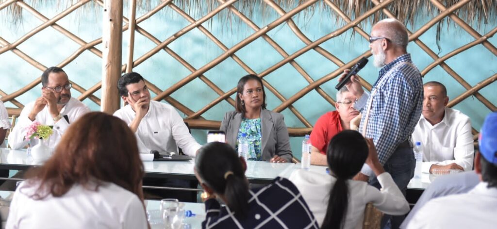 Wellington Arnaud dice que, con inicio del acueducto de Miches, inversión en provincia El Seibo asciende a más de RD$1,550 millones en APS