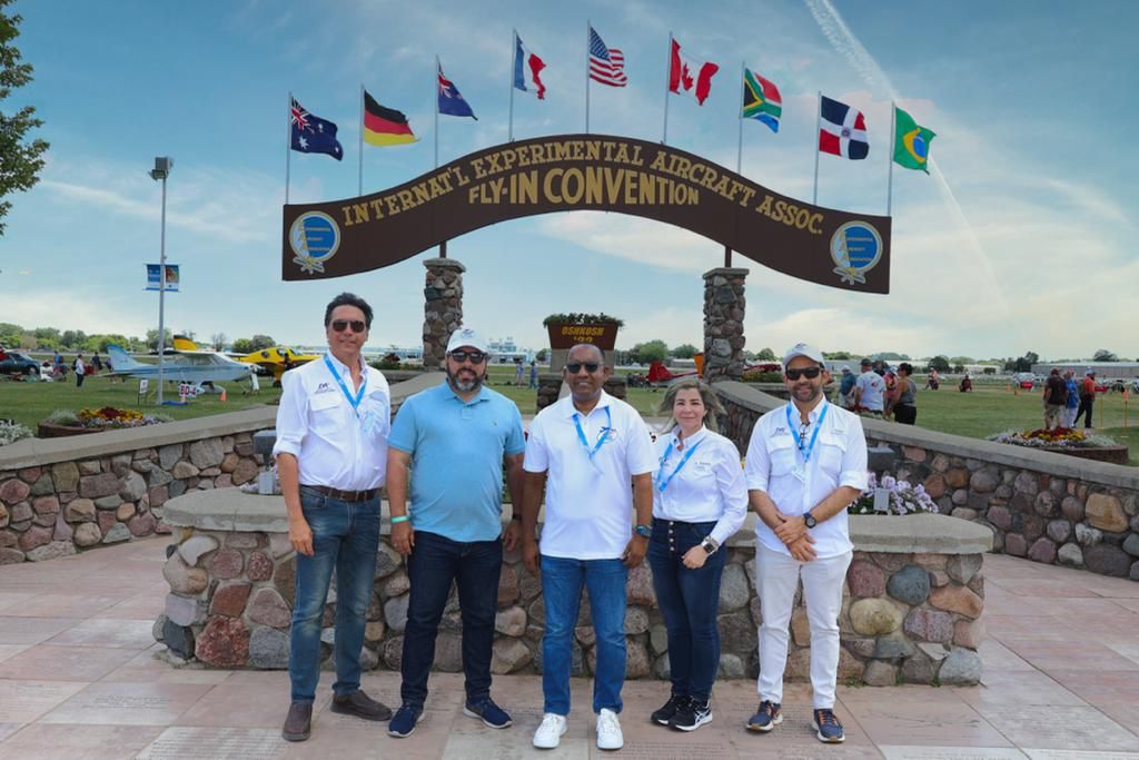 Bandera dominicana ondea por primera vez entre países anfitriones en feria de aviación en EE.UU