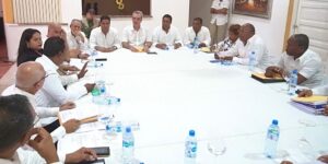 Presidente Abinader va en apoyo de los alcaldes de Independencia