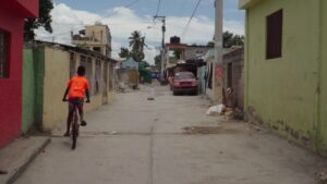 Ayuntamiento Santo Domingo Este impacta miles de familias con saneamiento de cañadas