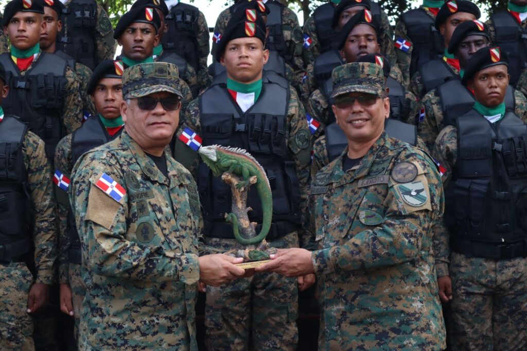 Ejército RD gradúa 359 soldados de fuerzas especiales