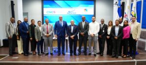Grupo gerencial de ambas entidades acompañan a los ejecutivos