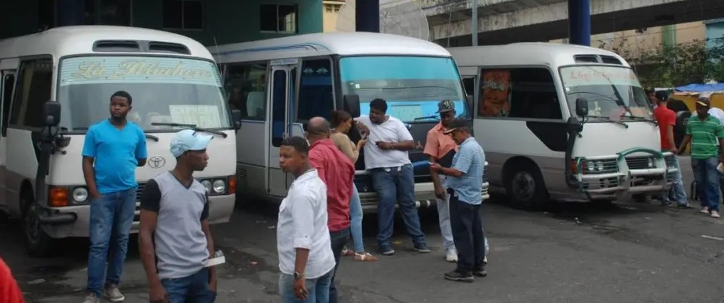 CONATRA; el Día Nacional del Chofer Dominicano, encuentra a los transportistas optimistas y con grandes retos para el desarrollo del sistema de transporte de pasajeros y el transporte escolar.