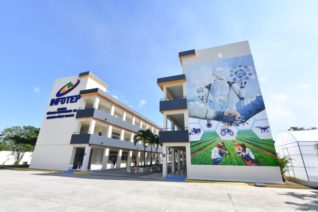 Centro Técnico Profesional 4.0, Alfredo Pérez Vargas