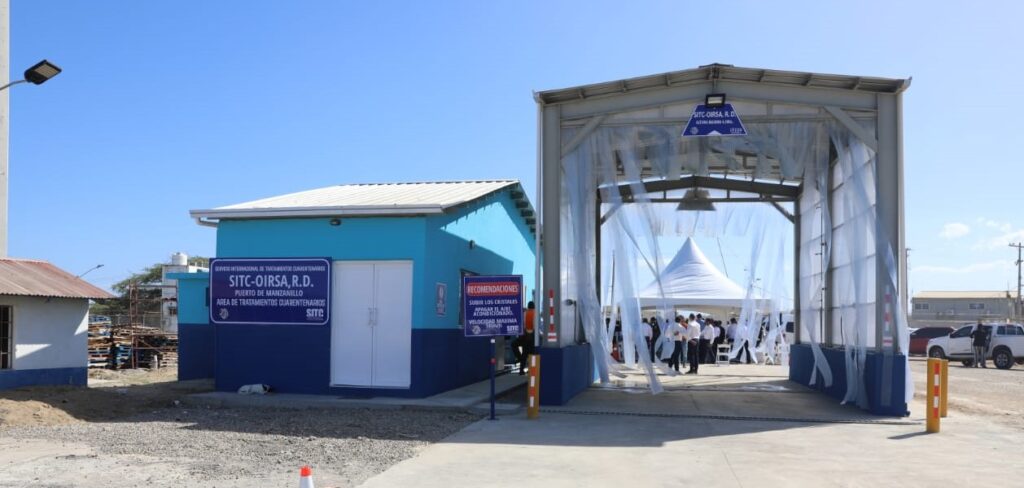 República Dominicana fortalece bioseguridad en puertos marítimos para proteger cultivos de banano y plátano Arco de Aspersón