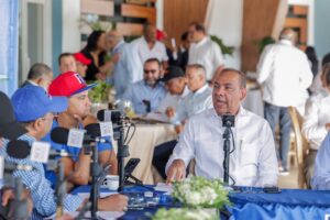 Ministro de Obras Públicas explica cómo van los trabajos de la Autopista Duarte