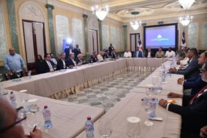 PLD y PRD ausentes en cumbre en el Palacio