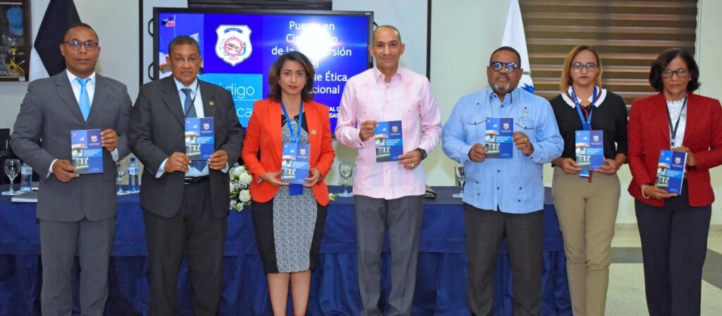DNCD presenta nueva version de Código de Ética Institucional