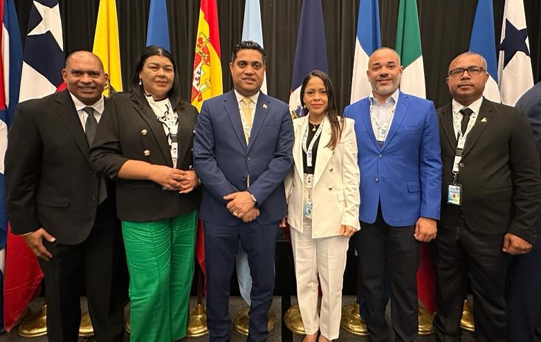Kelvin Cruz es electo primer co-presidente de Flacma