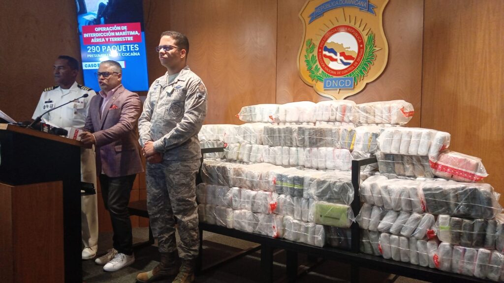 2e4af4c1-d5ae-439c-9f7b-e1ca0067d0e1