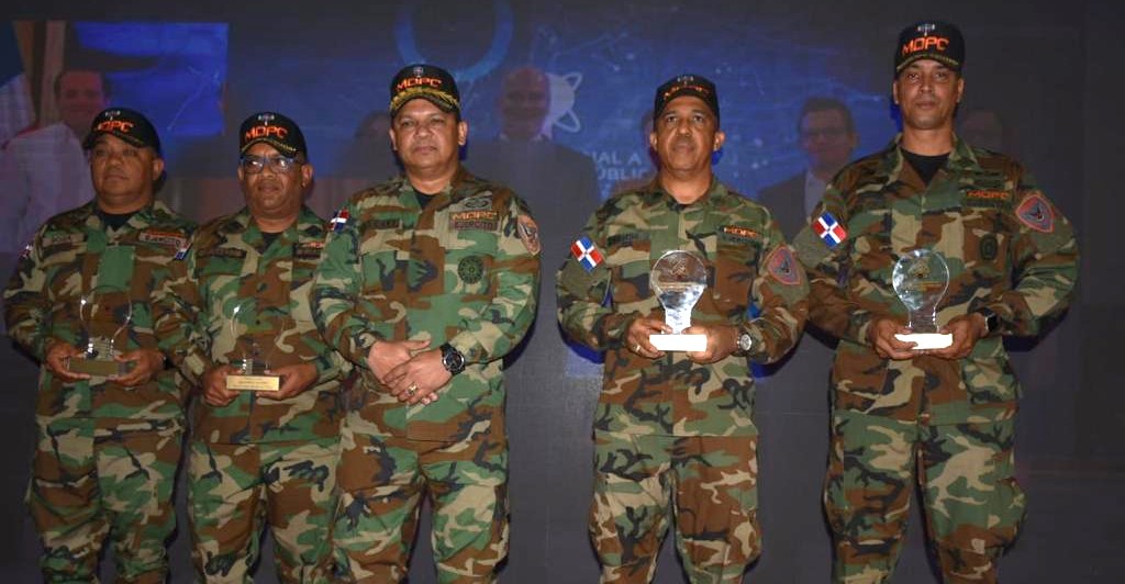 Comisión Militar y Policial gana el primer lugar Premio Nacional a la Innovación Pública 2023