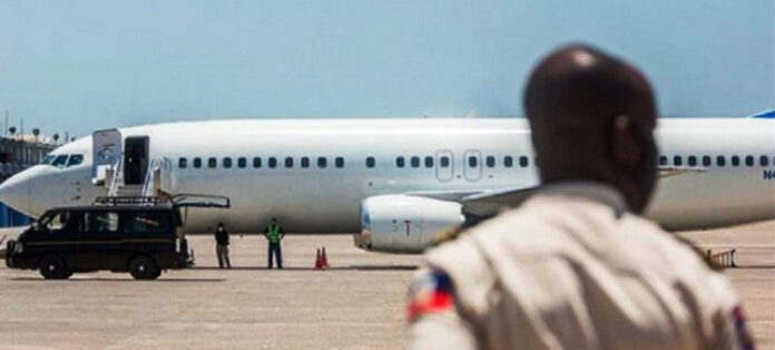RD dispone cierre de su espacio aereo con Haití aeropuerto haiti