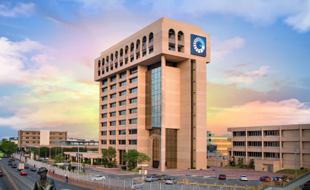 Torre Popular, sede del Banco Popular Dominicano.