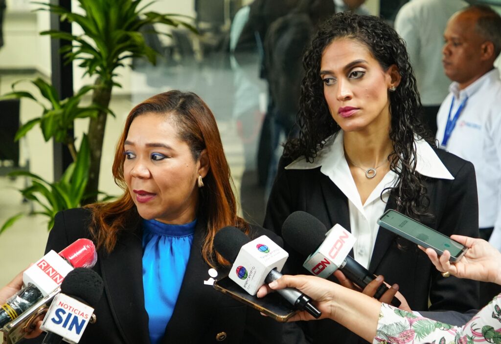 las magistradas Leidy Manzueta y Nicol Mejía 1