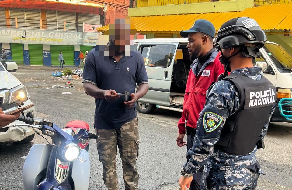 Operativos migratorios del viernes dejan 1,089 detenidos y 948 deportados tras acciones coordinadas a nivel nacional