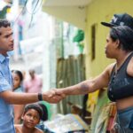 Omar Fernández asiste afectados por lluvias