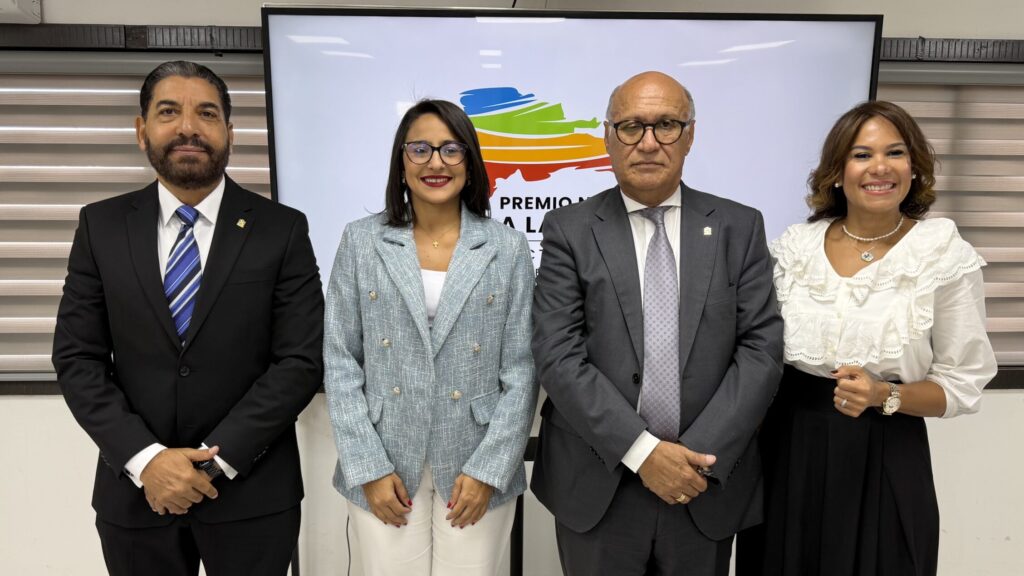 2. Francis Mateo, Jessica Calcagno, Ángelo Viro e Indhira Jiménez