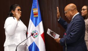 Minerva Klaudel Frías Ogando como sustituta del fenecido diputado Jorge Frías